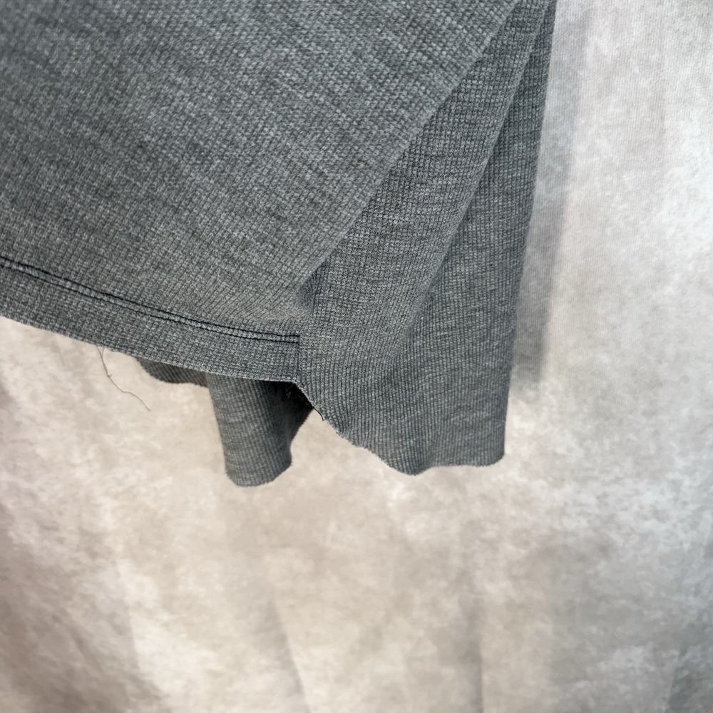 Nation LTD Waffle Knit Thermal Hi-Low Top In Gray Women's Size S - Picture 5 of 6